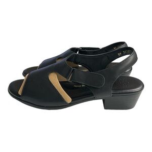 SAS Black Tripad
Comfort Suntimer Sandals
Women Shoes Made in USA 10
N